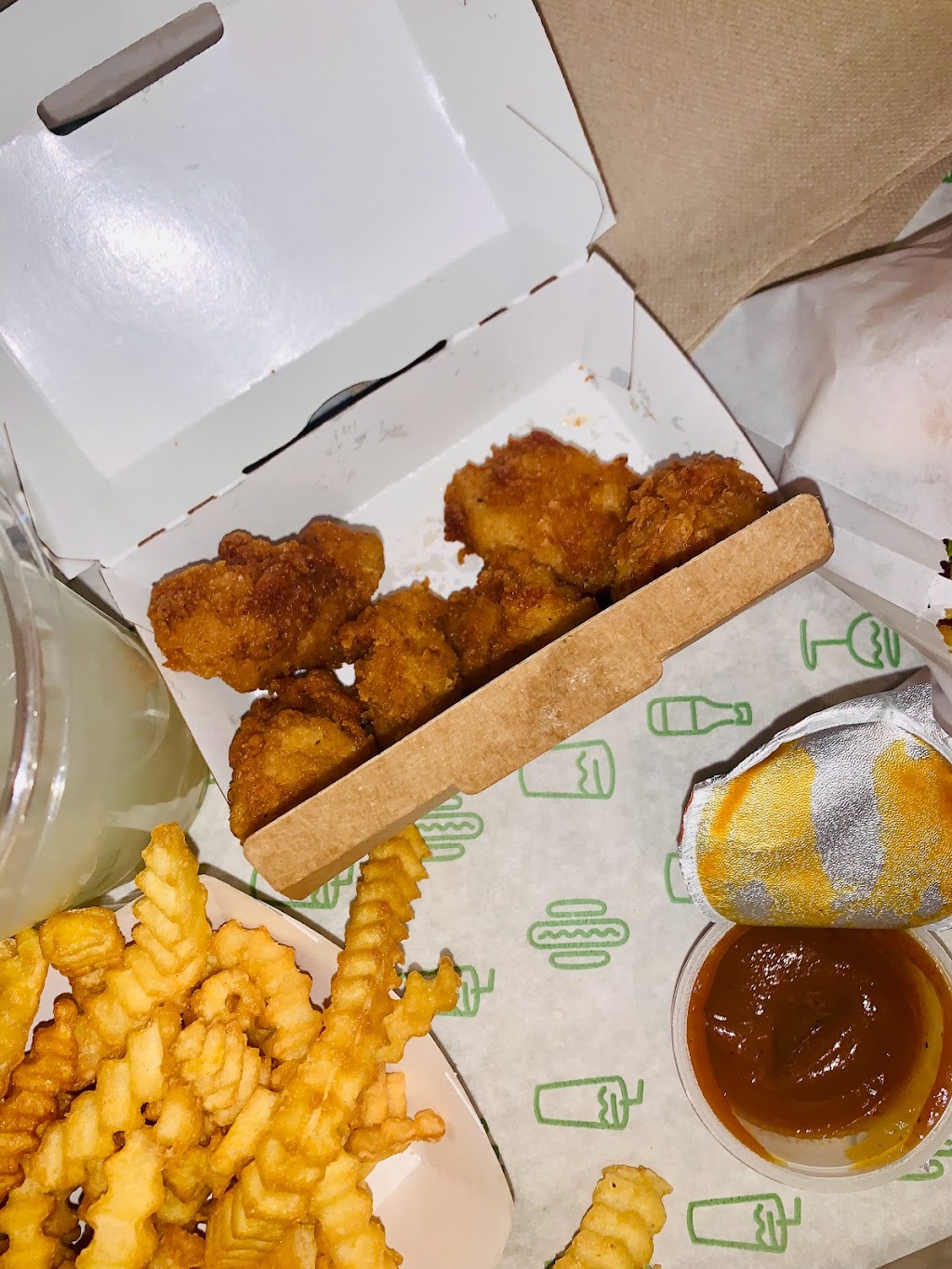 Shake Shack | restaurant | 8702 Keystone Crossing, Indianapolis, IN 46240, USA | 4632196164 OR +1 463-219-6164
