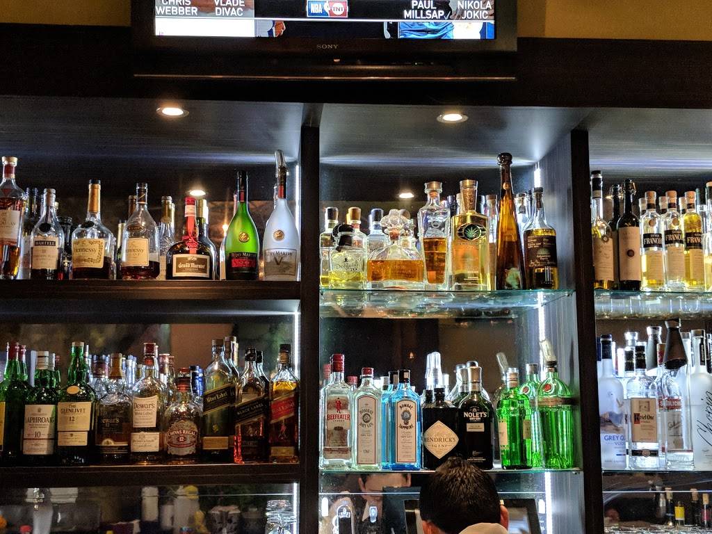 Via Alloro | restaurant | 301 N Canon Dr, Beverly Hills, CA 90210, USA | 3102752900 OR +1 310-275-2900