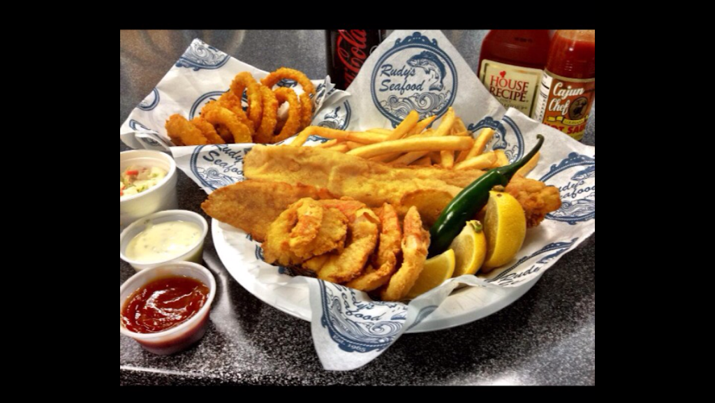 Rudys Seafood | restaurant | 4122 S Flores St, San Antonio, TX 78214, USA | 2105321315 OR +1 210-532-1315