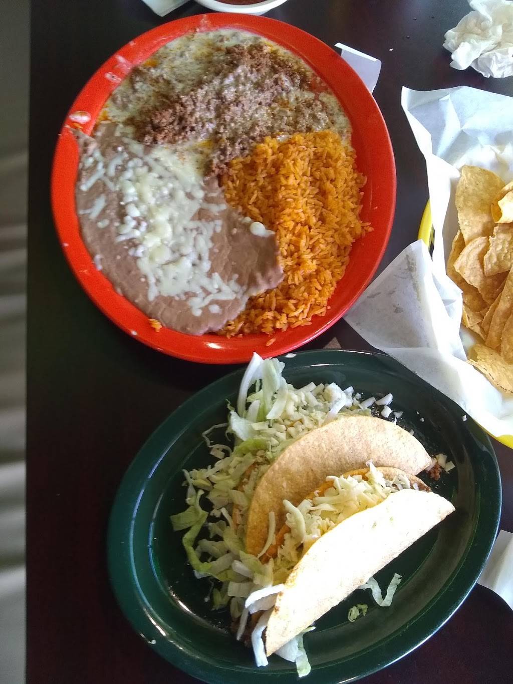 Fiesta Tapatia Mexican Restaurant | restaurant | 611 N Mildred St, Ranson, WV 25438, USA | 3049301698 OR +1 304-930-1698