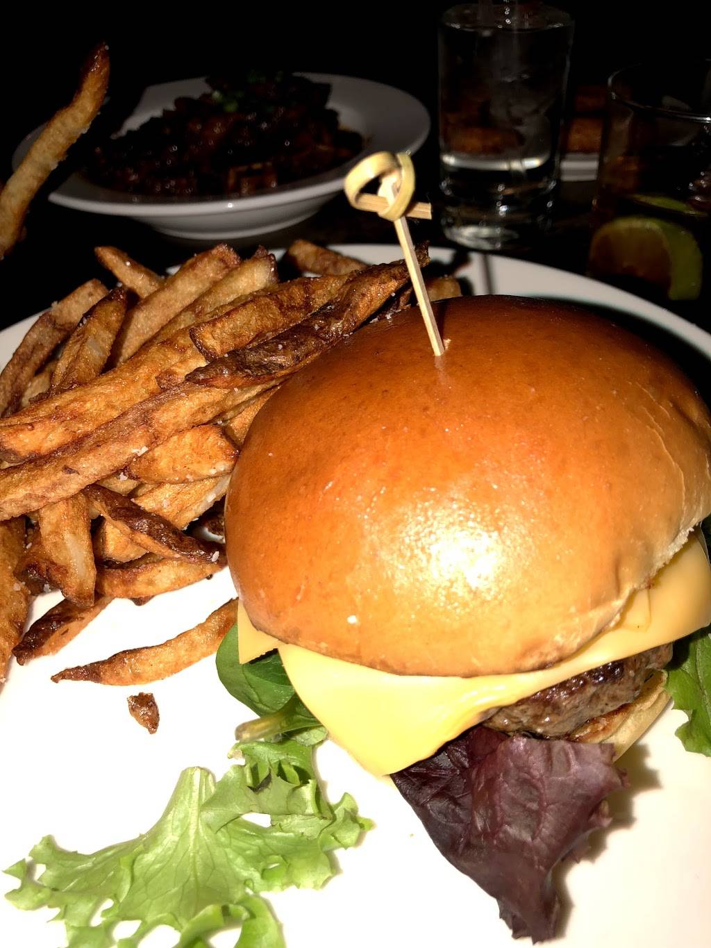 Milk River Restaurant | restaurant | 960 Atlantic Ave, Brooklyn, NY 11238, USA | 7186368600 OR +1 718-636-8600