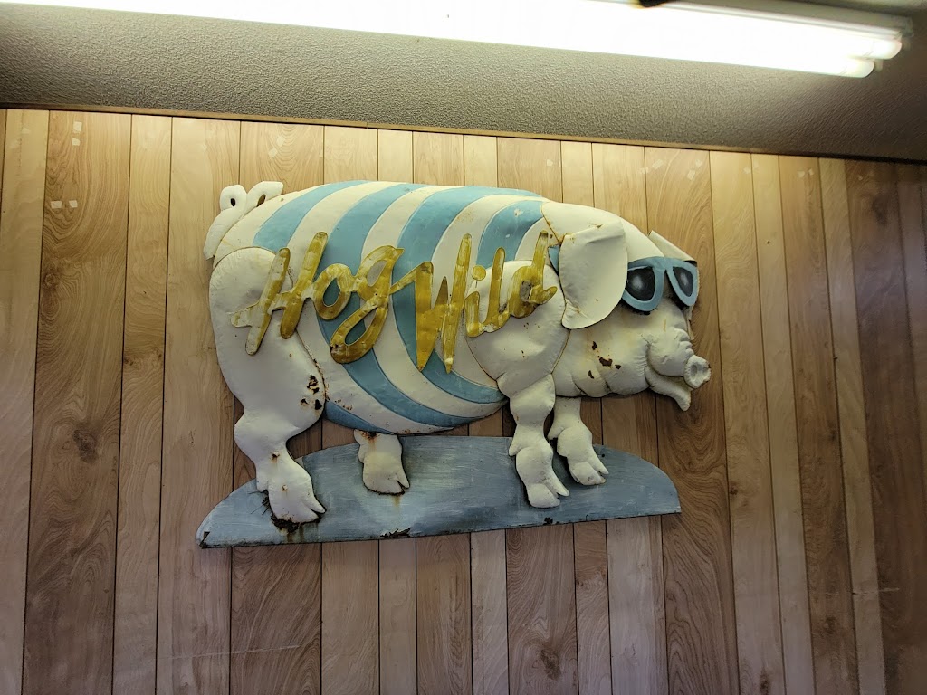 Lairds Bar-B-Q Pit | restaurant | 4827 Savannah Hwy, North, SC 29112, USA | 8032475121 OR +1 803-247-5121