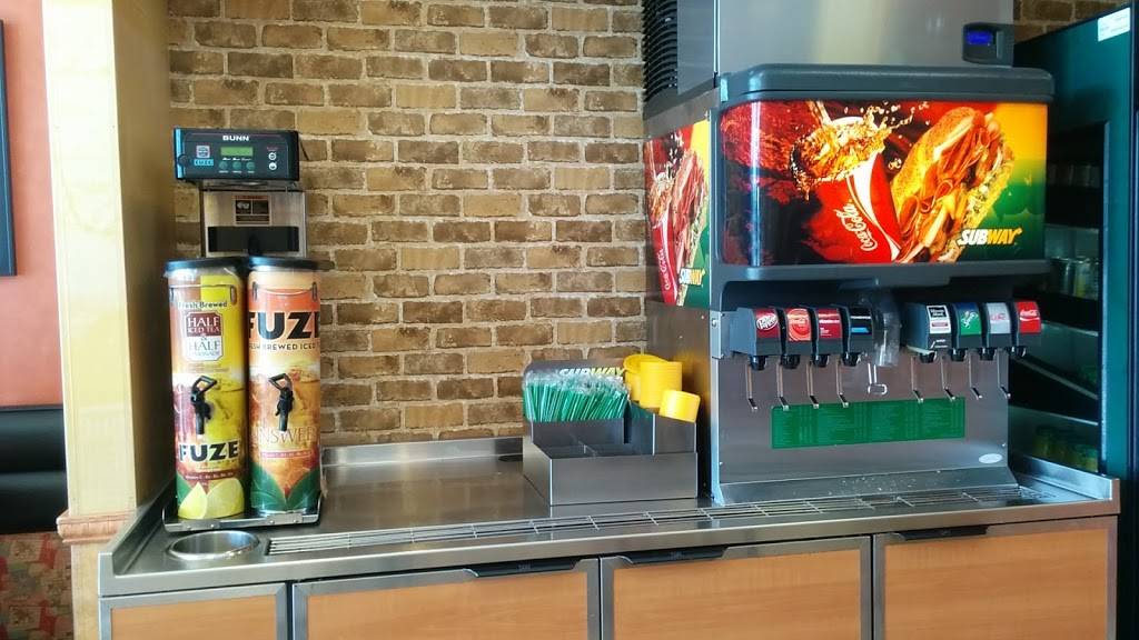 Subway Restaurants | restaurant | 550 W. Baseline Road, Suite A-103, Frys Vineyard, Mesa, AZ 85210, USA | 4807333791 OR +1 480-733-3791