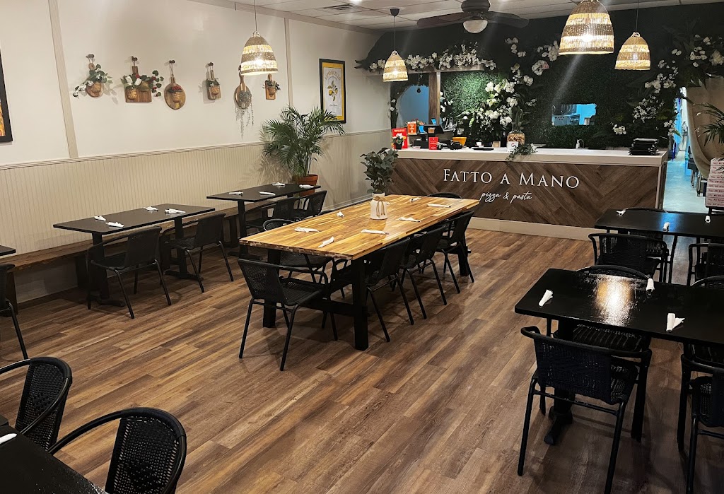 Fatto A Mano | restaurant | 6351 Bayshore Rd unit 44, North Fort Myers, FL 33917, USA | 2398429509 OR +1 239-842-9509