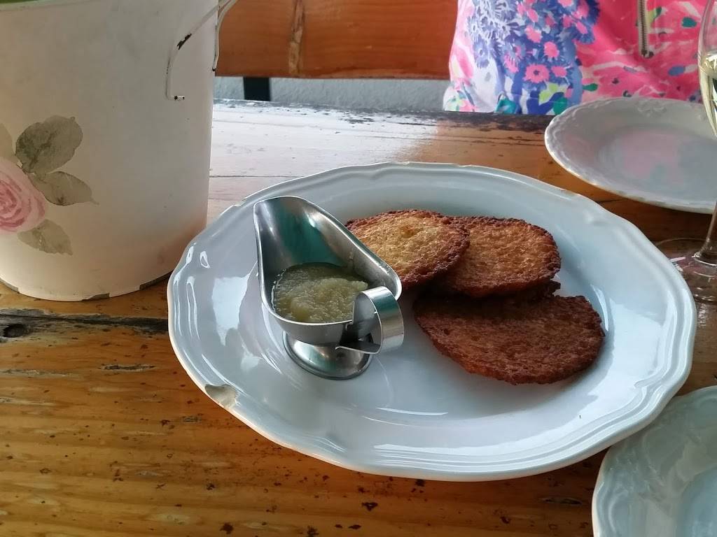 The Bavarian Haus | restaurant | 433 Alexander St, Mt Dora, FL 32757, USA | 3527358387 OR +1 352-735-8387