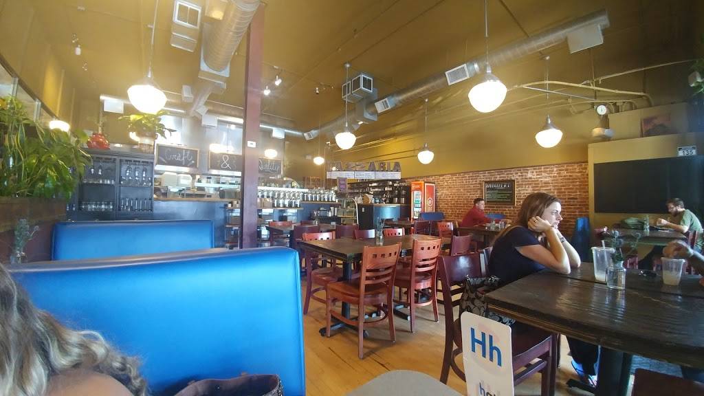 Tazzaria | restaurant | 208 W Main St, Visalia, CA 93291, USA | 5596361618 OR +1 559-636-1618