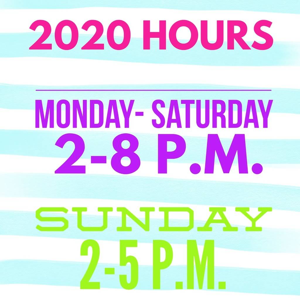 The Sugar Shack | restaurant | 4044 Secretariat Dr, Newburgh, IN 47630, USA | 8122178136 OR +1 812-217-8136