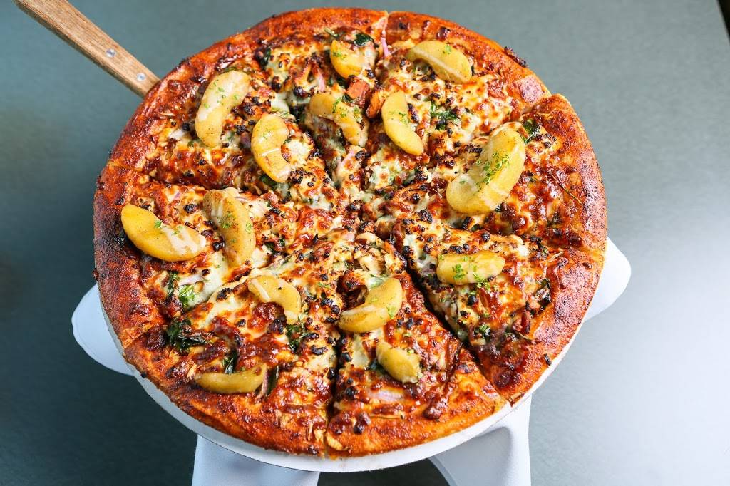 59 West | restaurant | 786 Highland Rd, Highland, MI 48357, USA | 2488893004 OR +1 248-889-3004