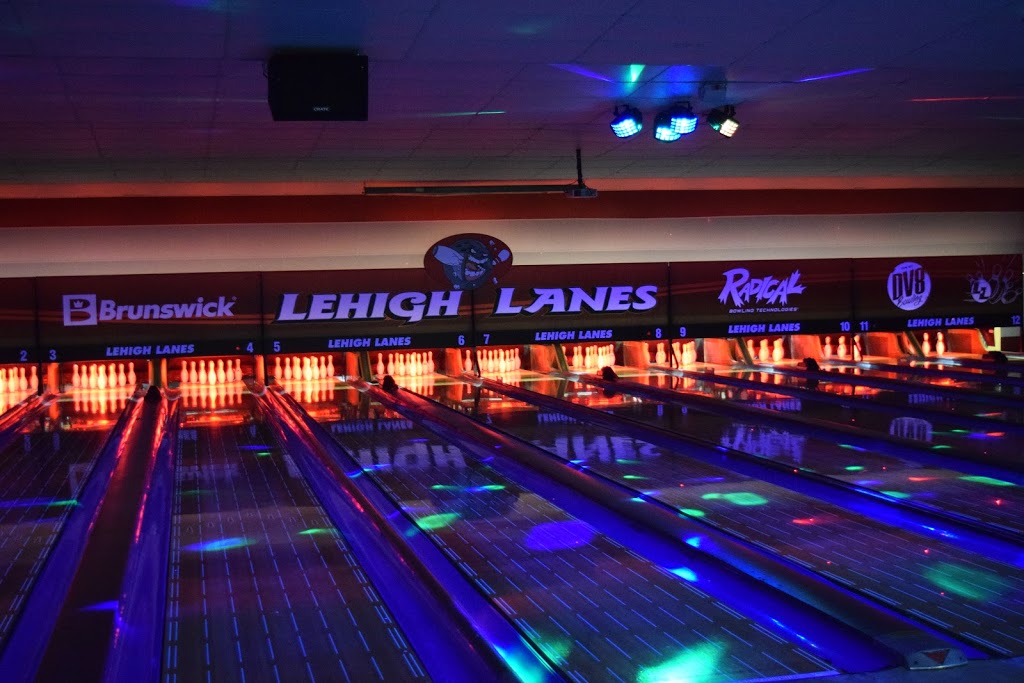 Lehigh Lanes | night club | 1244 Business Way, Lehigh Acres, FL 33936, USA | 2393695817 OR +1 239-369-5817