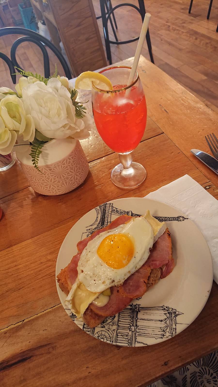 LAuberge de France | restaurant | 304 Front St, Belleville, ON K8N 2Z8, Canada | 6139662433 OR +1 613-966-2433