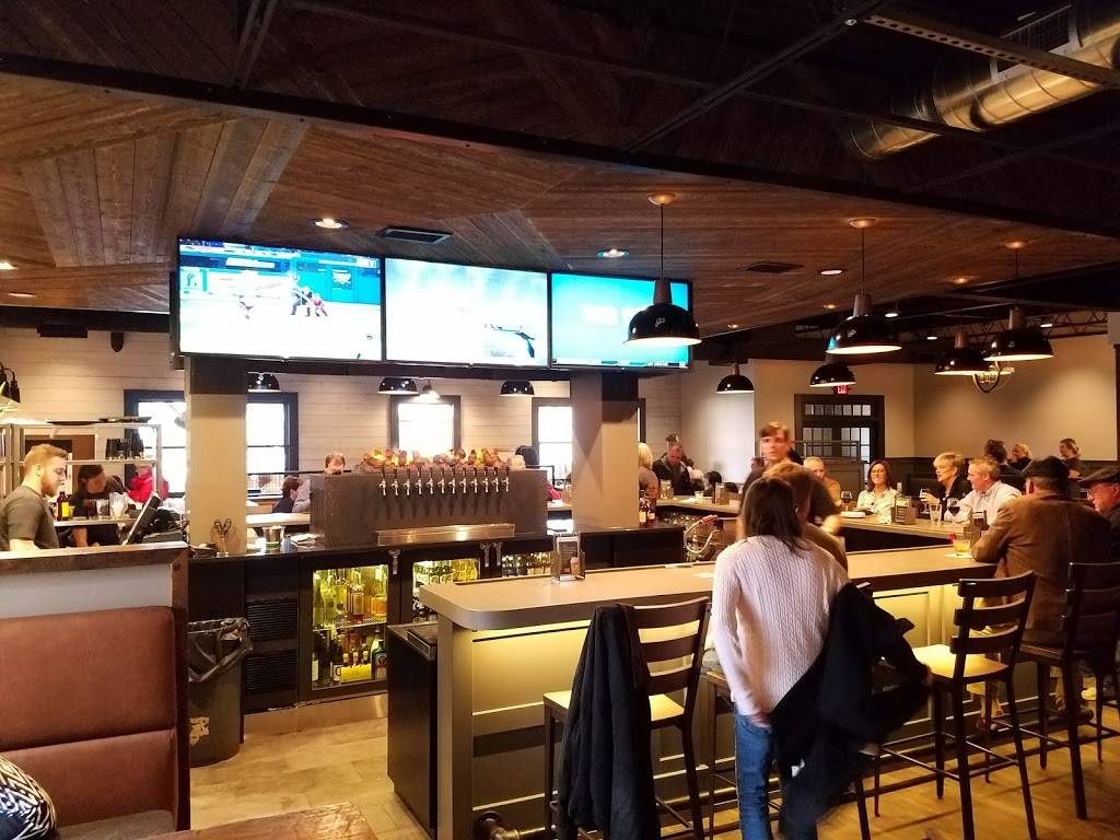 Beechwood Grill | restaurant | 380 Douglas Ave, Holland, MI 49424, USA | 6163962355 OR +1 616-396-2355