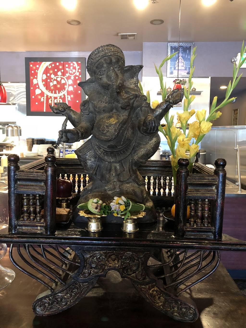 Calgang Thai Eatery | restaurant | 194 Northgate Dr One, San Rafael, CA 94903, USA | 4154993501 OR +1 415-499-3501