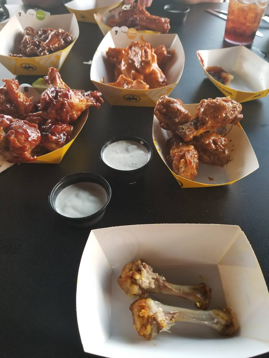 Buffalo Wild Wings | meal takeaway | 19910 Park Row, Katy, TX 77449, USA | 2815797541 OR +1 281-579-7541