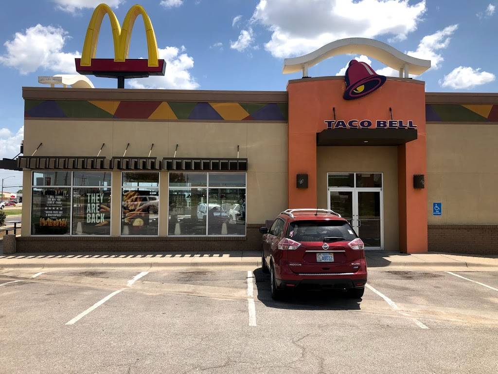Taco Bell | meal takeaway | 20075 W Kellogg Dr, Goddard, KS 67052, USA | 3167942250 OR +1 316-794-2250