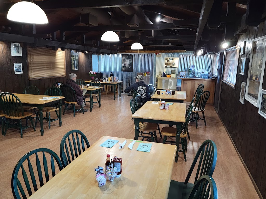 Gorge Restaurant & Lounge | restaurant | 2651 Mill Creek Dr, Prospect, OR 97536, USA | 5415603774 OR +1 541-560-3774