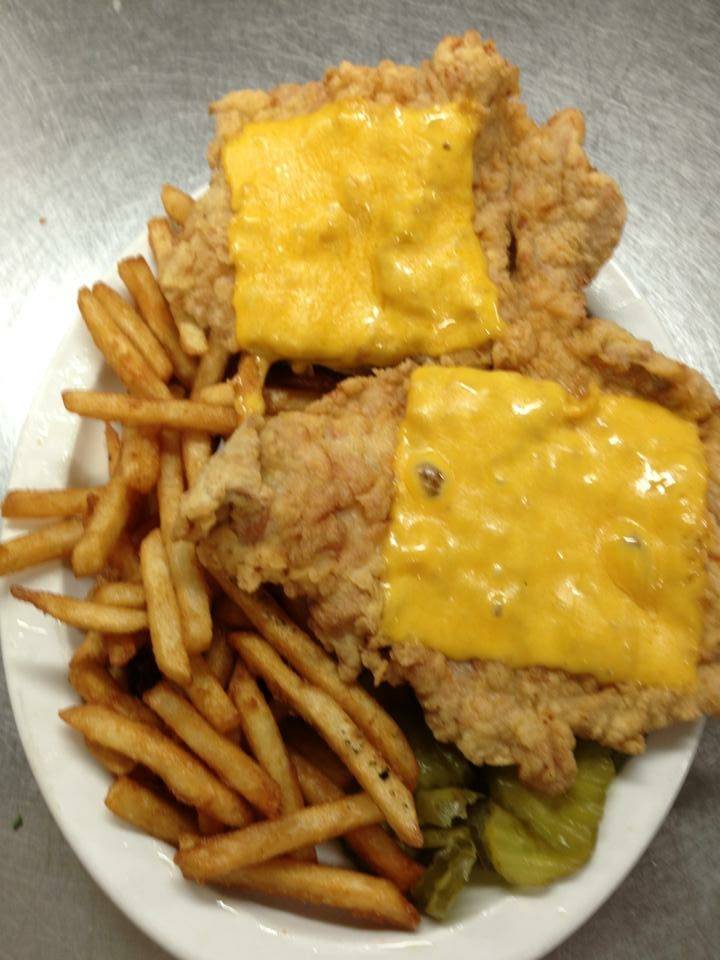 Waterstreet Pub | restaurant | 1525 Water St, Peru, IL 61354, USA | 8152230400 OR +1 815-223-0400