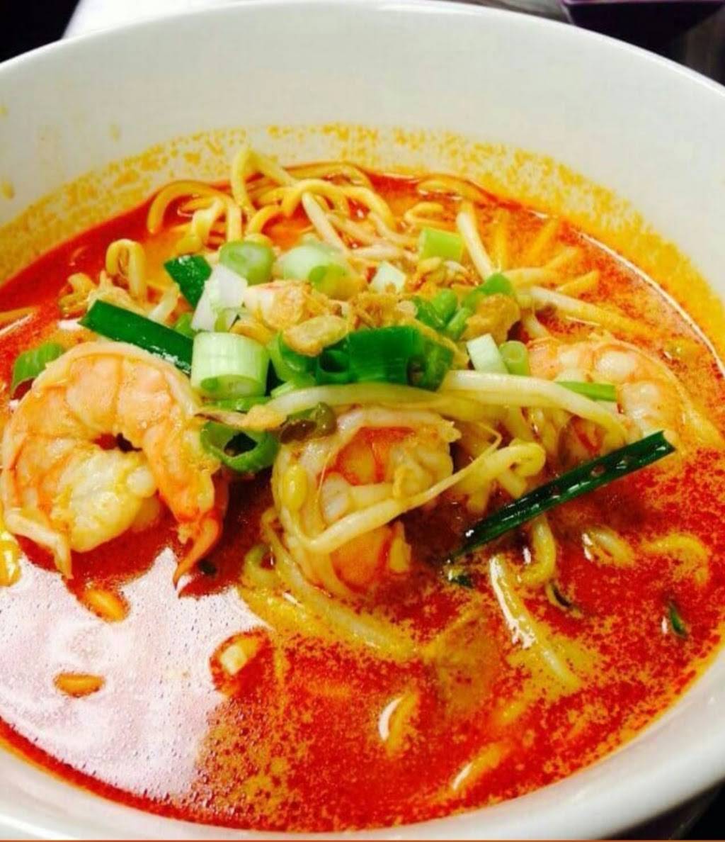 Golden Triangle | restaurant | 610 S 5th St, Philadelphia, PA 19147, USA | 2679307990 OR +1 267-930-7990