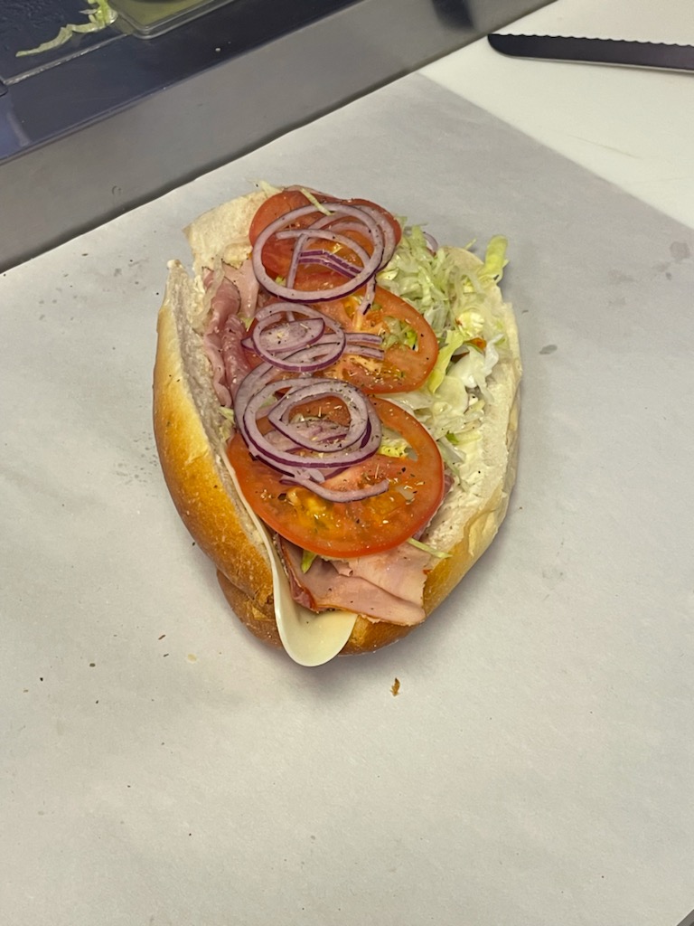 Hubba Hubba Hoagies | restaurant | 143 Woodbourne Rd, Langhorne, PA 19047, USA | 2159491119 OR +1 215-949-1119