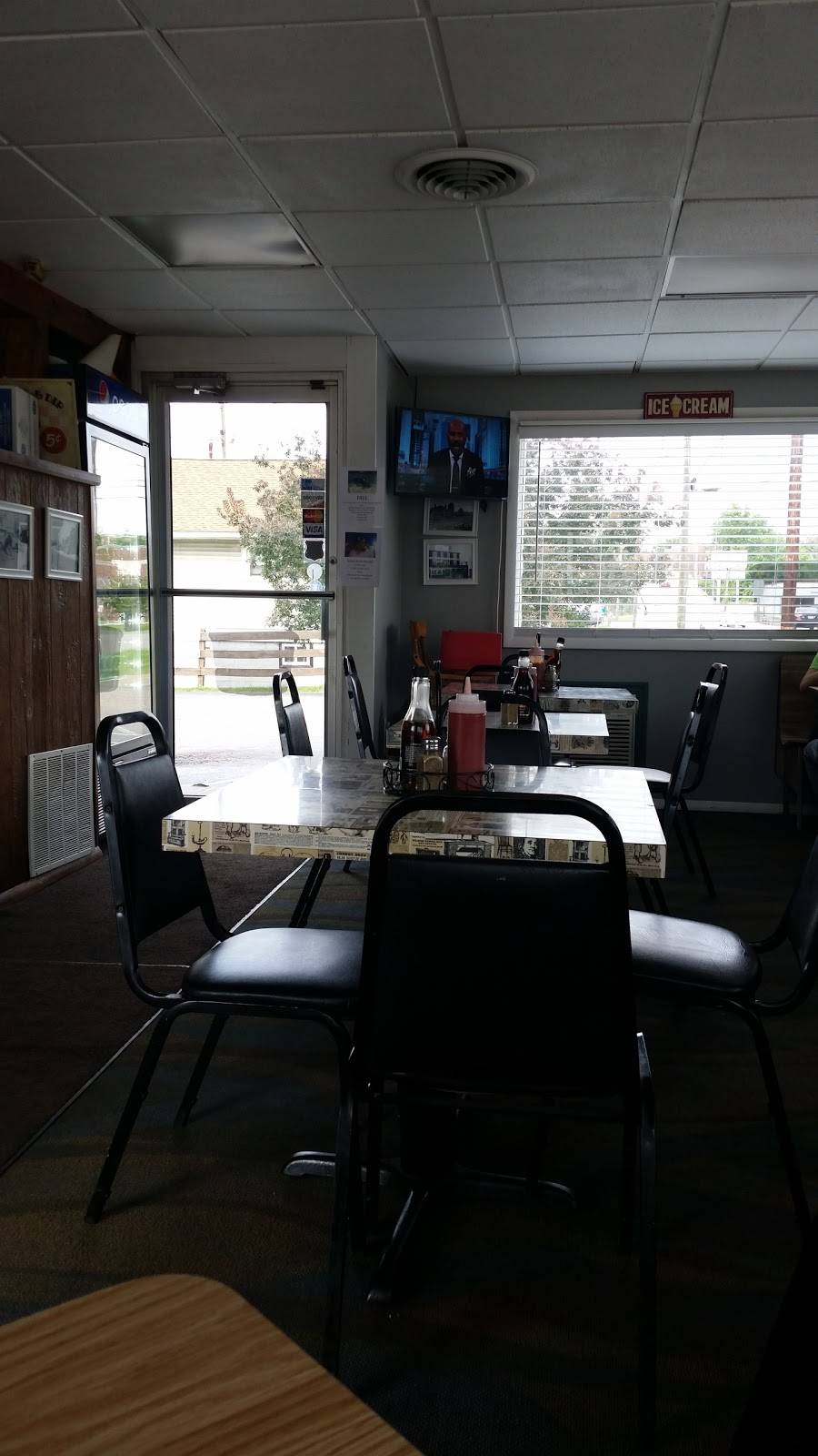 Trail Family Diner | restaurant | 320 Dewey Ave, Cambridge, OH 43725, USA | 7404321733 OR +1 740-432-1733