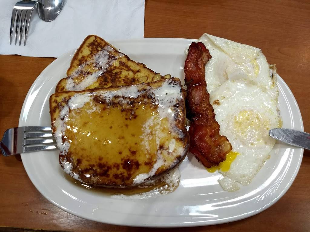 Friendlys | restaurant | 435 Speedwell Ave, Morris Plains, NJ 07950, USA | 9732672331 OR +1 973-267-2331