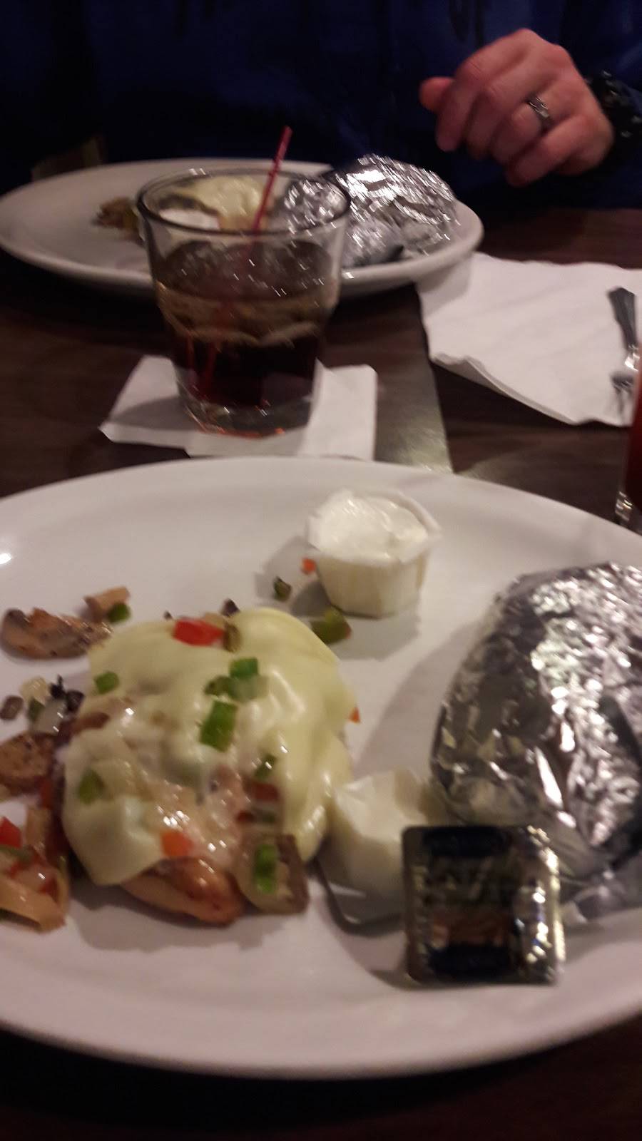 Riverview Cafe | restaurant | 202 S Cherry St, Shell Rock, IA 50670, USA | 3198854350 OR +1 319-885-4350