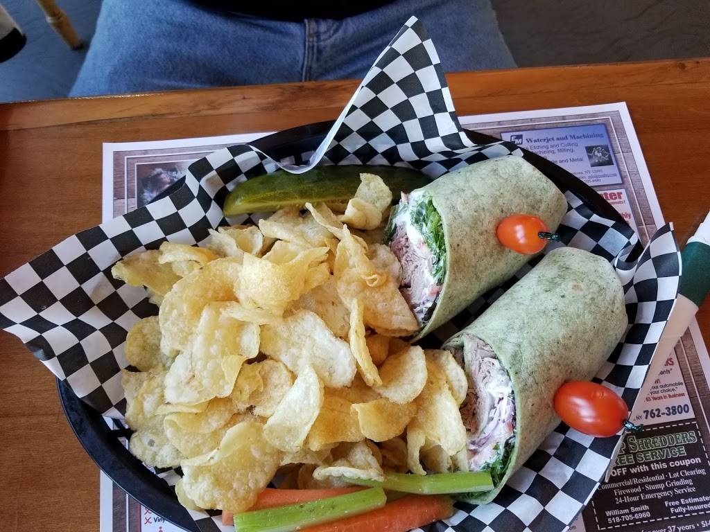 Sport Island | restaurant | 108 Riverside Blvd, Northville, NY 12134, USA | 5188632003 OR +1 518-863-2003