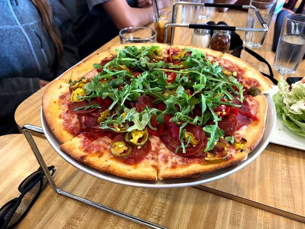 Whitecaps Pizza | restaurant | 8290 N Lake Blvd, Kings Beach, CA 96143, USA | 5305462200 OR +1 530-546-2200