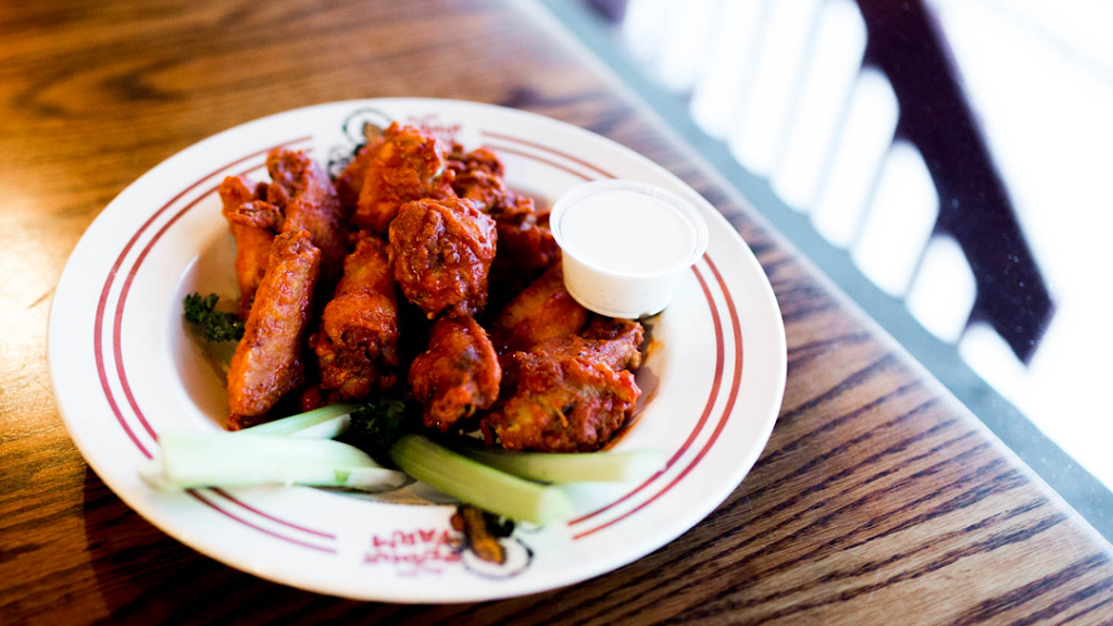 Peanut Farm | restaurant | 5227 Old Seward Hwy, Anchorage, AK 99518, USA | 9075633283 OR +1 907-563-3283