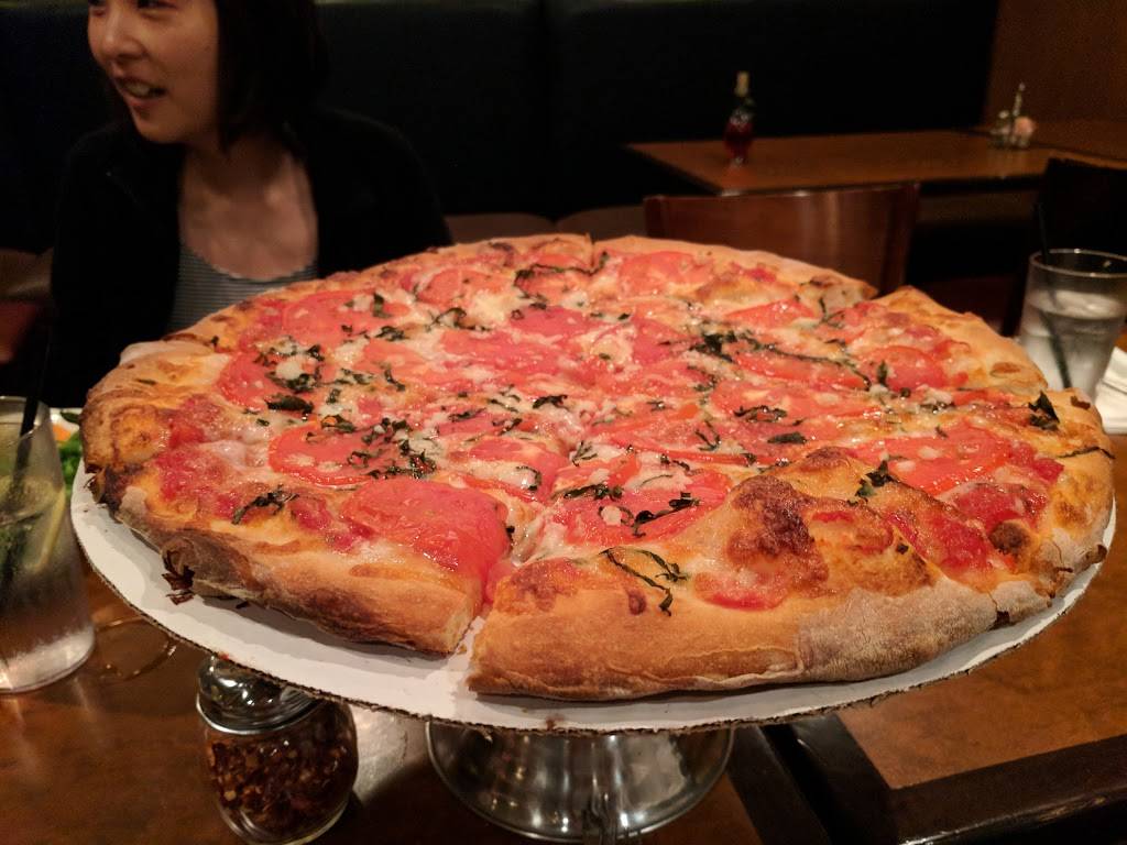 Georges Pizza & Restaurant | restaurant | 9 School St, Unionville, CT 06085, USA | 8606730421 OR +1 860-673-0421