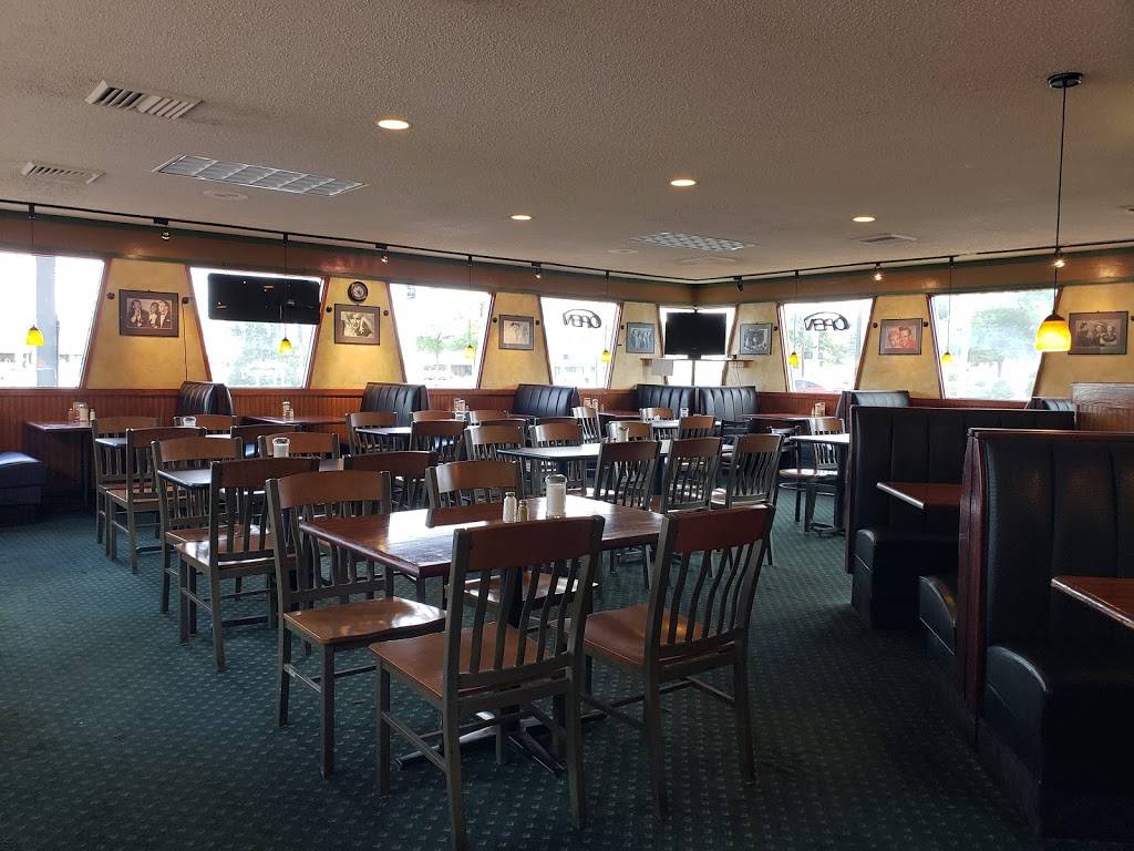 Famous Gyro George | restaurant | 1050 Pearl Rd, Brunswick, OH 44212, USA | 3302252700 OR +1 330-225-2700