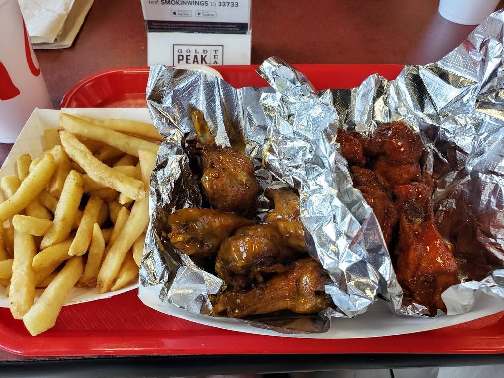 Smokin Wings | restaurant | 98 Southport Rd, Spartanburg, SC 29306, USA | 8645865454 OR +1 864-586-5454