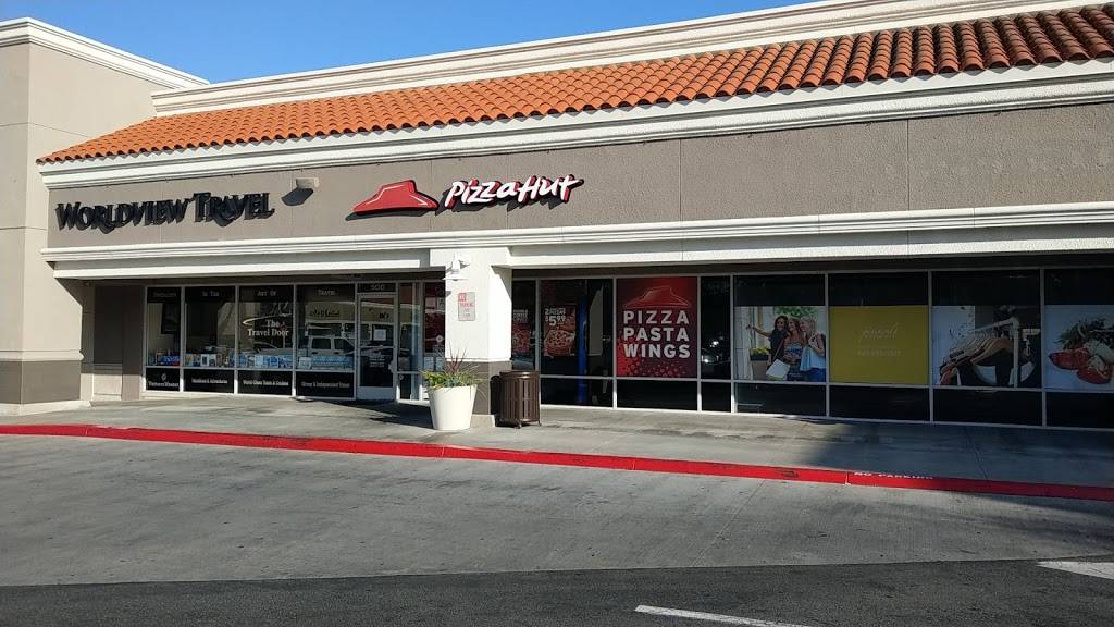 Pizza Hut | restaurant | 50 Peninsula Center Suite E, Rolling Hills Estates, CA 90274, USA | 3102651714 OR +1 310-265-1714
