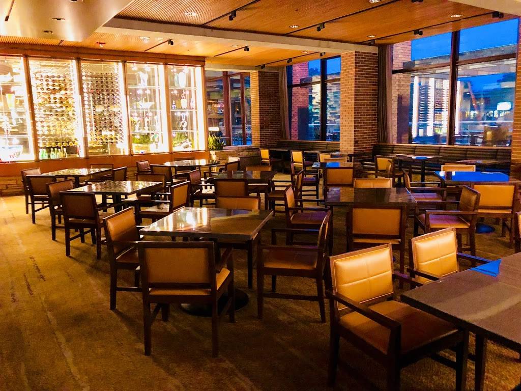 Waters Edge | cafe | 2815 Jorie Blvd, Oak Brook, IL 60523, USA | 6305681234 OR +1 630-568-1234