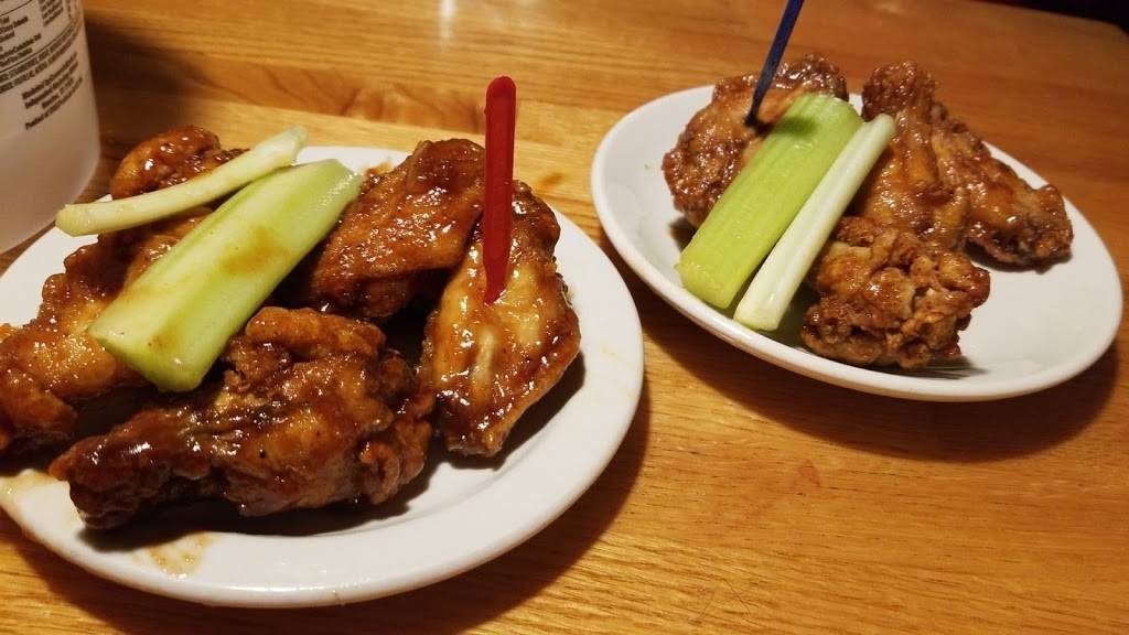 Avenue Grille & Bar | restaurant | 1821 Riverside Ave, Marinette, WI 54143, USA | 7157321000 OR +1 715-732-1000