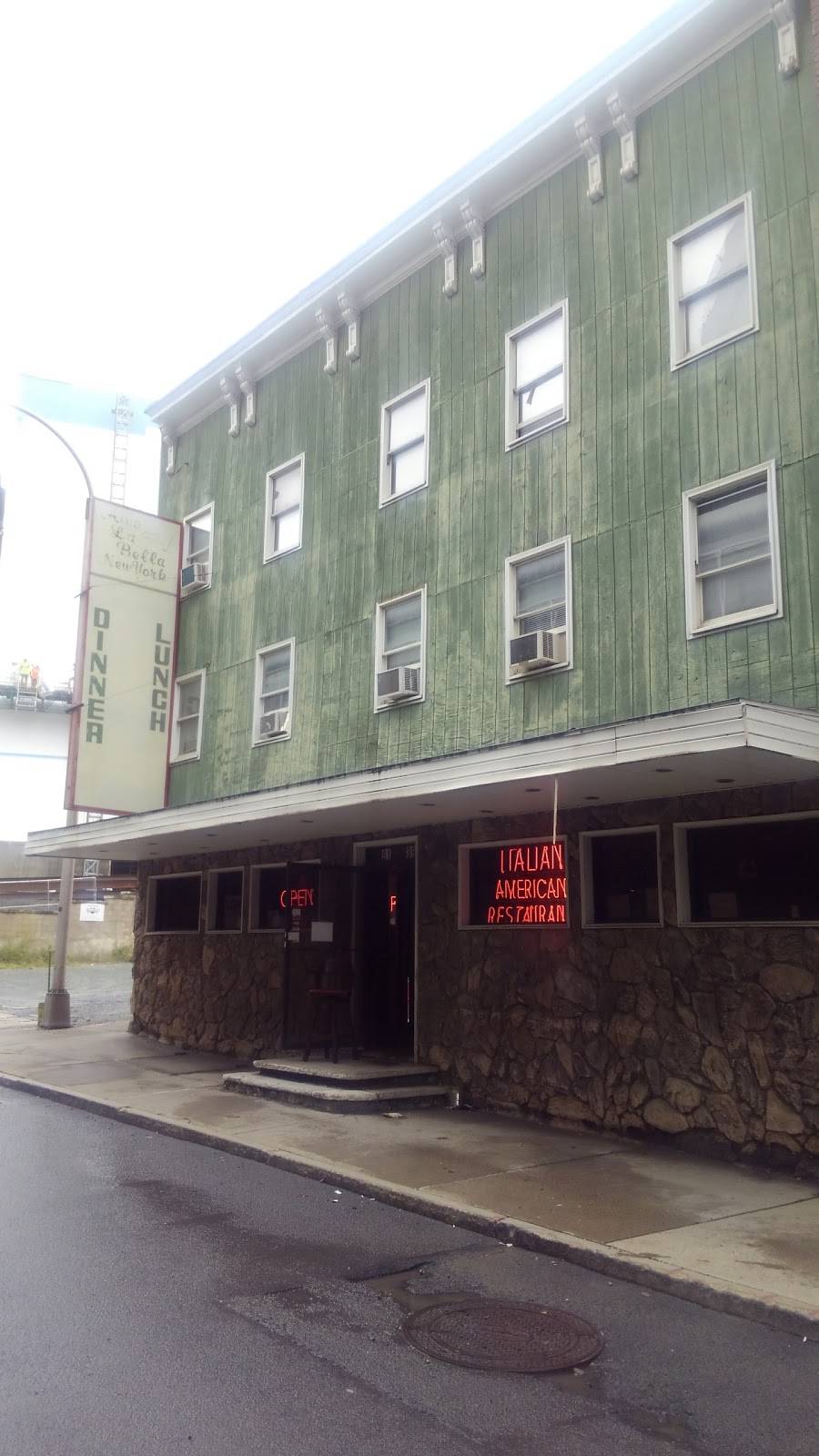 Amo La Bella New York | restaurant | 89 Beaver St, Albany, NY 12207, USA | 5184343121 OR +1 518-434-3121