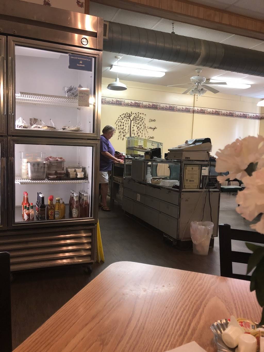 Jonis Restaurant & Catering | restaurant | 24 N Minnesota St, New Ulm, MN 56073, USA | 5073592018 OR +1 507-359-2018