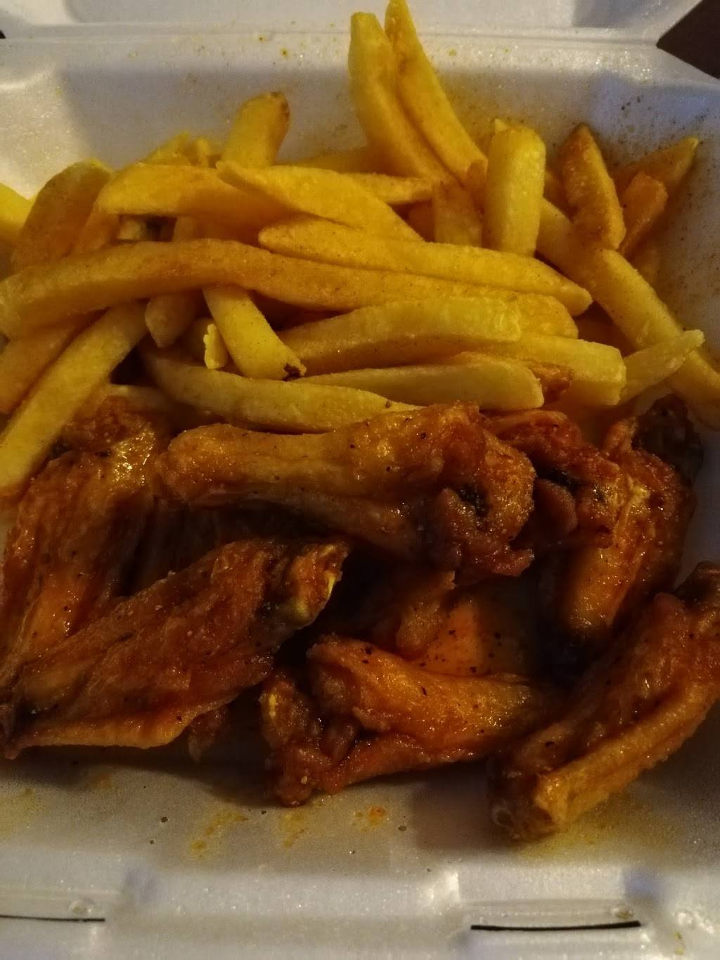 Lovejoy Wings Cafe | restaurant | 11169 Tara Blvd, Hampton, GA 30228, USA | 6784792505 OR +1 678-479-2505
