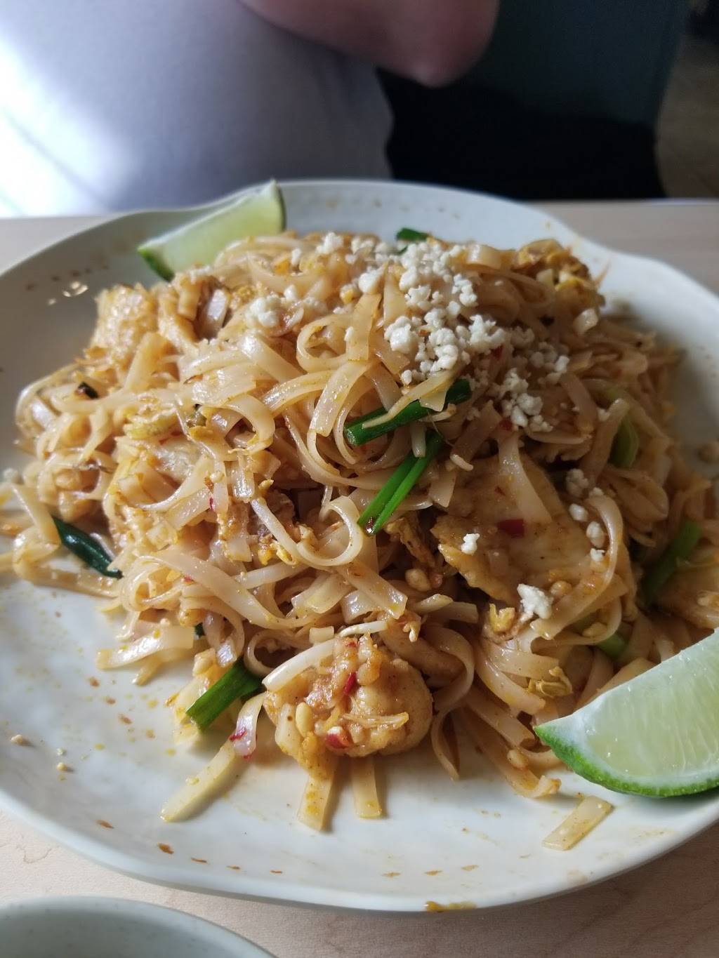 Happy Wok Chinese Restaurant | meal takeaway | 552 Indian Boundary Rd #2, Chesterton, IN 46304, USA | 2199839755 OR +1 219-983-9755