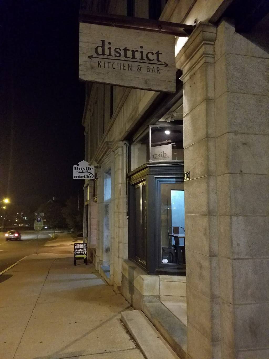 District Kitchen & Bar | restaurant | 40 West St, Pittsfield, MA 01201, USA | 4134420303 OR +1 413-442-0303