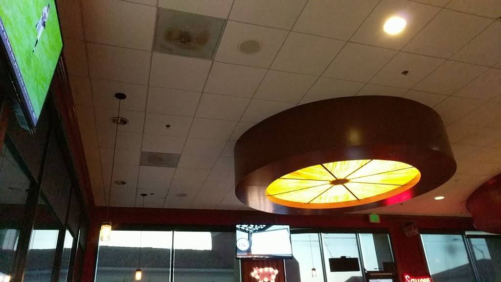 BTs Southern BBQ | restaurant | 7845 Highlands Village Pl C101, San Diego, CA 92129, USA | 8584843952 OR +1 858-484-3952