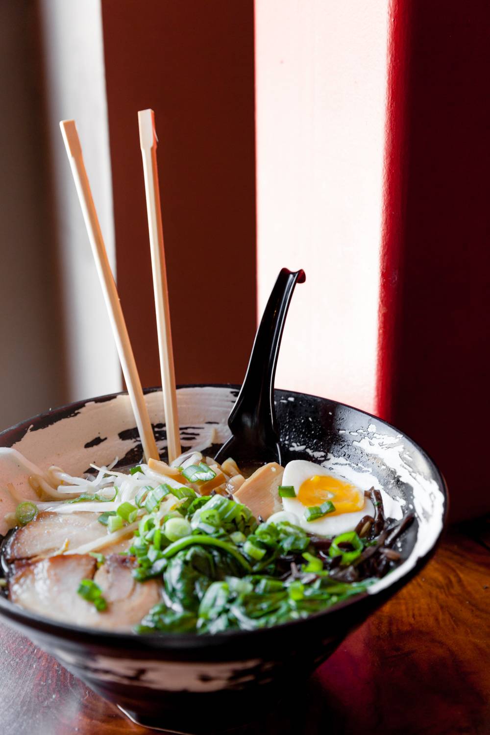 Uchiwa Ramen | restaurant | 821 B St, San Rafael, CA 94901, USA | 4155242727 OR +1 415-524-2727