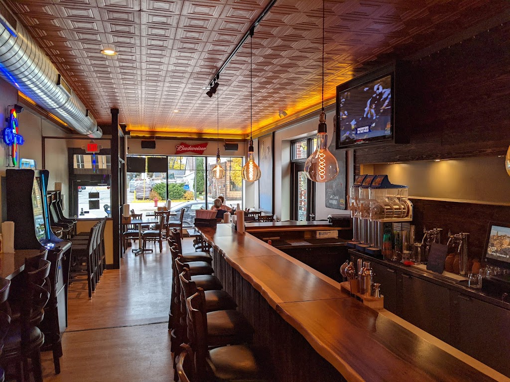 Pops Burger & Pizza House | restaurant | 920 Michigan Ave, Sheboygan, WI 53081, USA | 9204530031 OR +1 920-453-0031