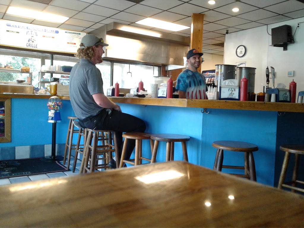 P Ts Olde Fashioned Grille | restaurant | 4544 Fountain Dr #2918, Wilmington, NC 28403, USA | 9103922293 OR +1 910-392-2293