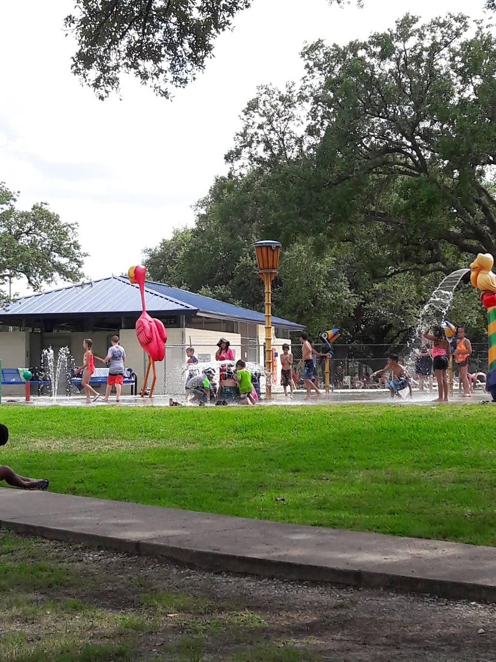 Sevilla Pizza | restaurant | 12200 Gulf Fwy, Houston, TX 77034, USA | 8325168381 OR +1 832-516-8381