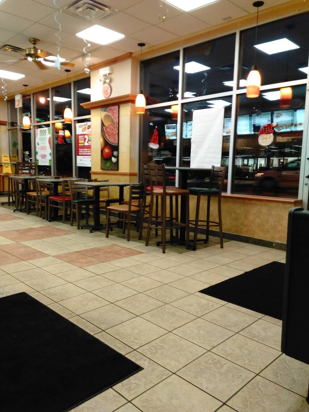 Subway Restaurants | restaurant | 4101 W Lawrence Ave, Chicago, IL 60630, USA | 7736850777 OR +1 773-685-0777