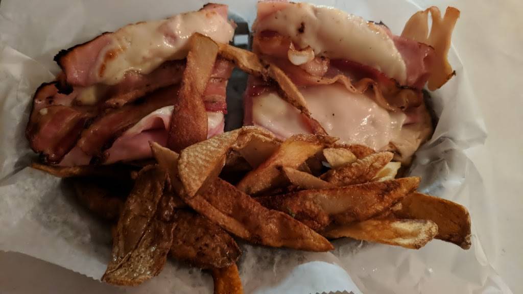 Peters Cafe | restaurant | 3437 hwy 80 west, Dudley, GA 31022, USA | 4786763400 OR +1 478-676-3400