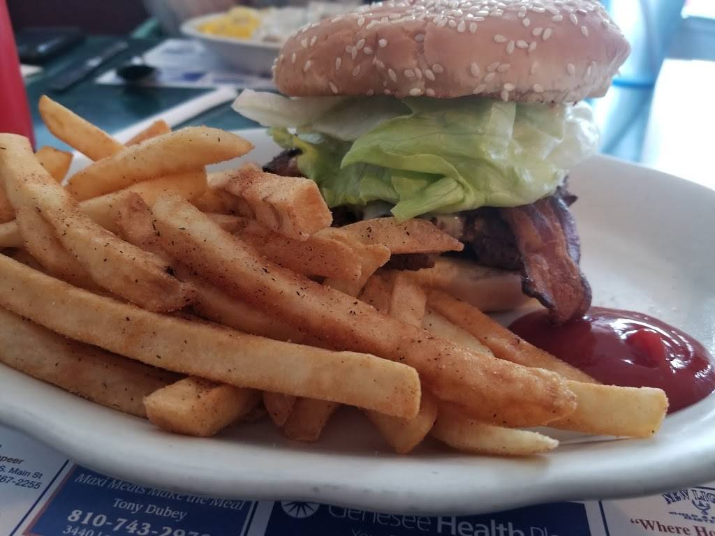 Bedrock Diner | restaurant | 1913 E Court St, Flint, MI 48503, USA | 8102886286 OR +1 810-288-6286
