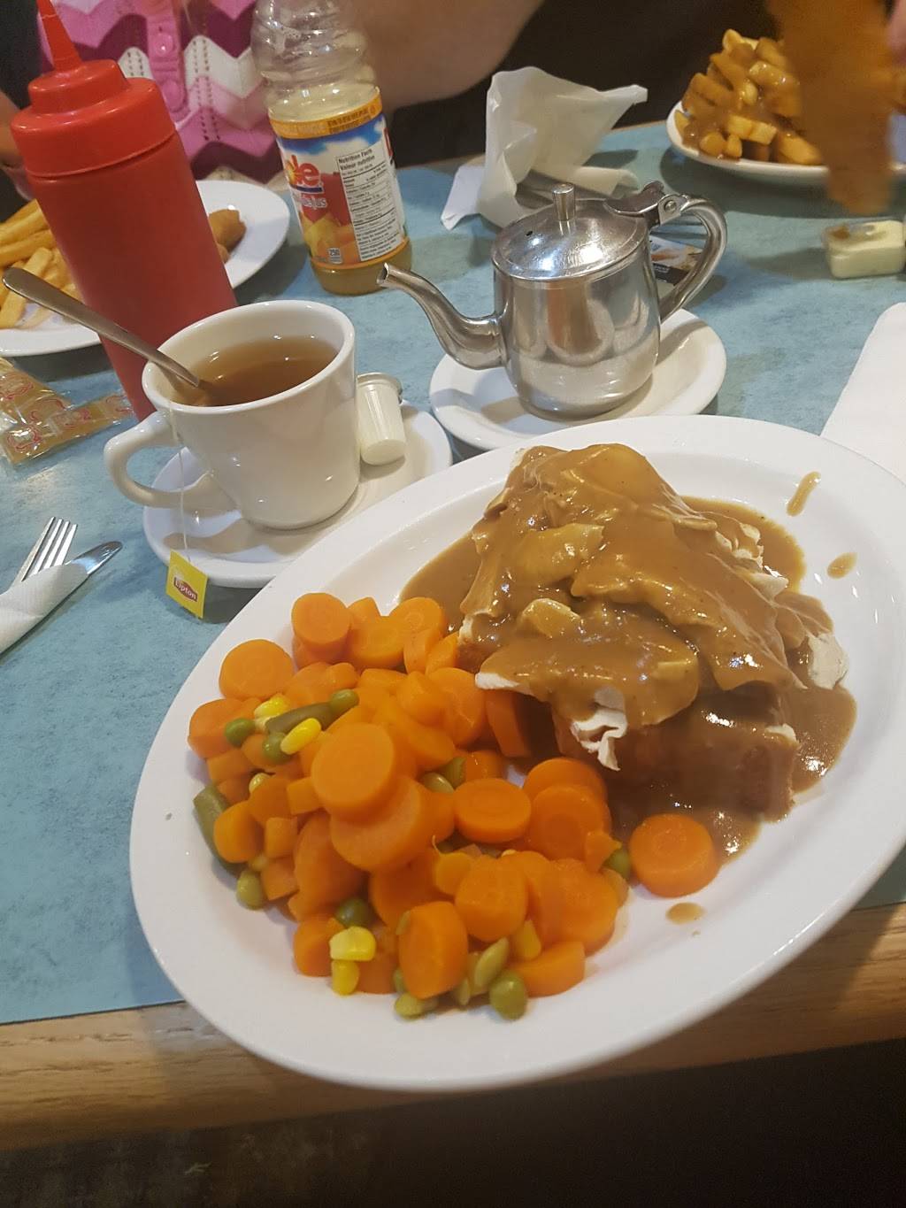 Coreys Restaurant | restaurant | 10 Brock St E, Tillsonburg, ON N4G 1Z5, Canada | 5198427839 OR +1 519-842-7839