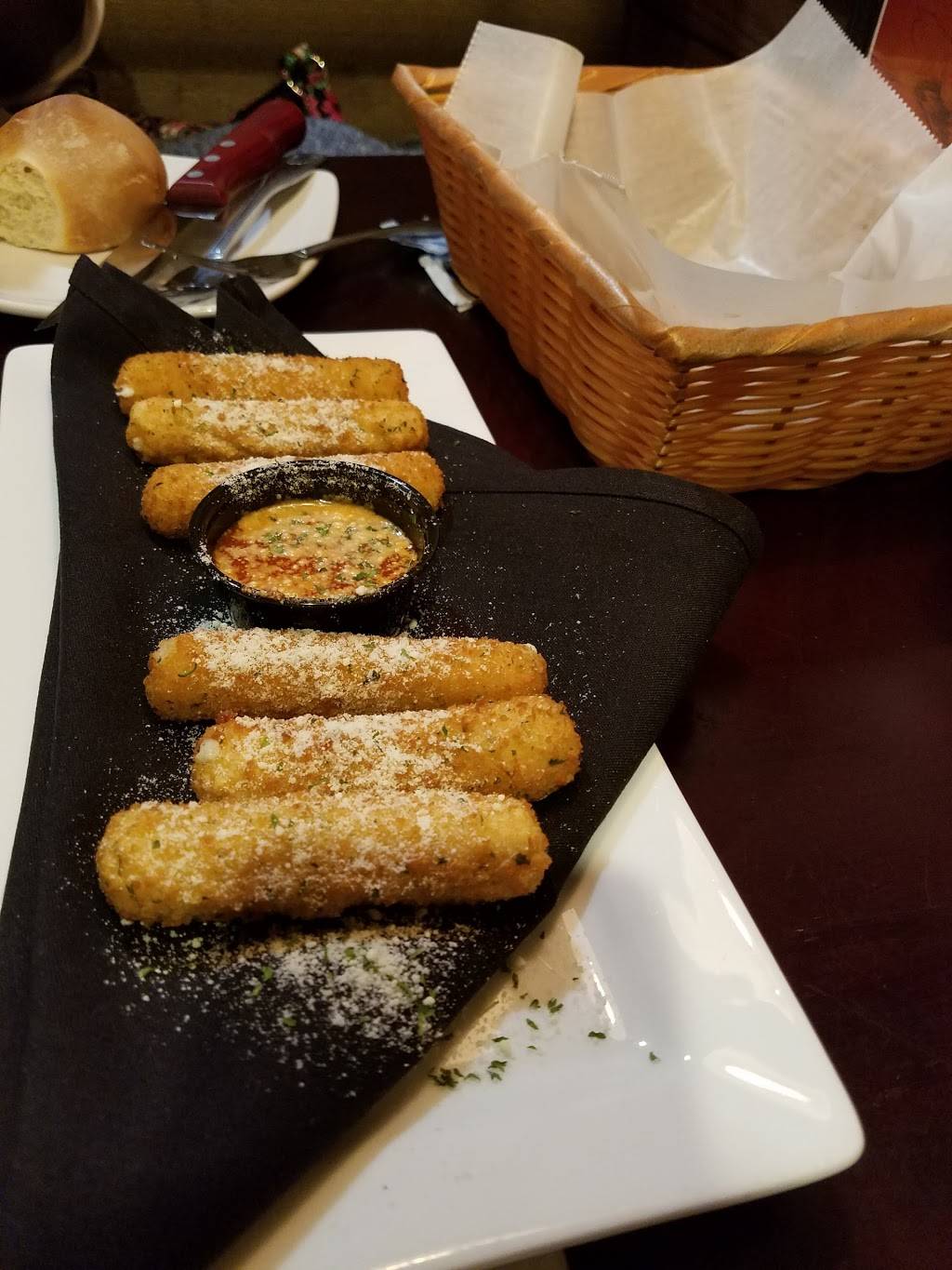 Brown Derby Lyndhurst | restaurant | 5370 Mayfield Rd, Cleveland, OH 44124, USA | 4407201173 OR +1 440-720-1173