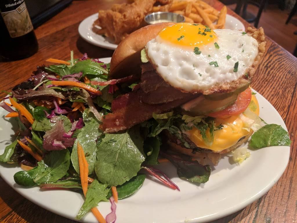 The Old Ship Saloon | restaurant | 298 Pacific Ave, San Francisco, CA 94111, USA | 4157882222 OR +1 415-788-2222